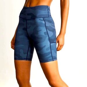 💙Lilybod Blue Camo Biker Shorts💙
